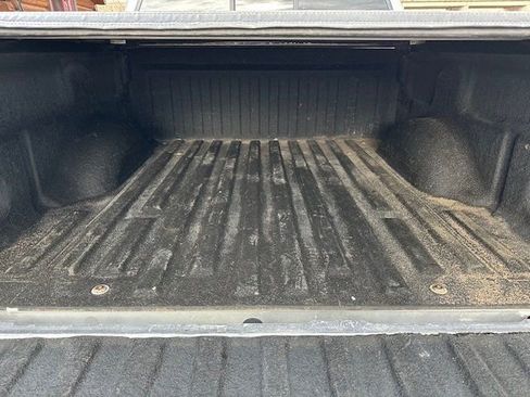 Used 2010 Ford F150 Lariat image 24