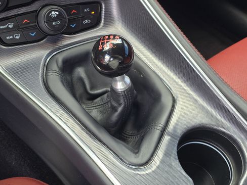 Used 2017 Dodge Challenger R/T Plus image 20