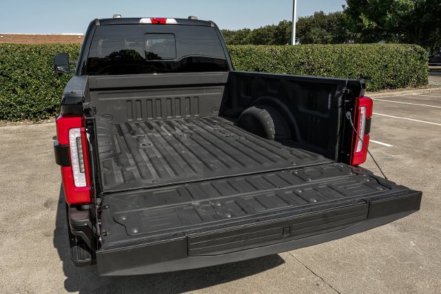 Used 2025 Ford F350 Platinum AWD/4WD image 84