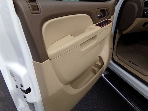 Used 2012 Chevrolet Silverado 2500 LTZ w/ LTZ Plus Package image 80