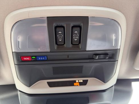 Certified 2024 Subaru Crosstrek 2.0i Premium image 27