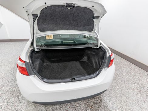 Used 2015 Toyota Corolla S image 28