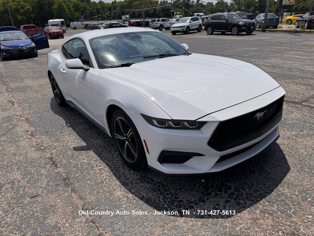 Used 2024 Ford Mustang Premium RWD image 3