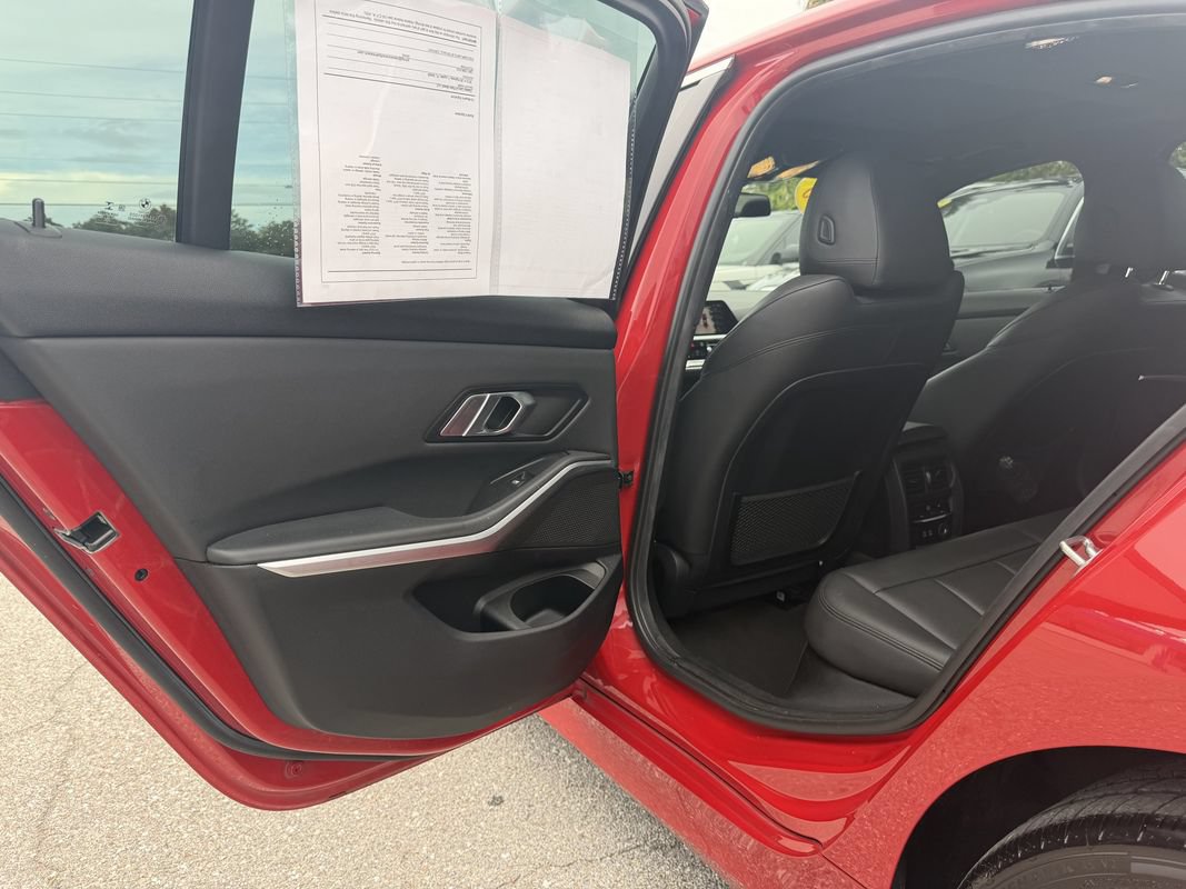 Used 2019 BMW 330i Sedan w/ Convenience Package RWD image 10