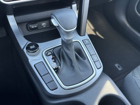 Used 2023 Kia Seltos LX image 15