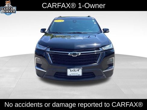 Used 2024 Chevrolet Traverse LT w/ Midnight/Sport Edition AWD/4WD image 2
