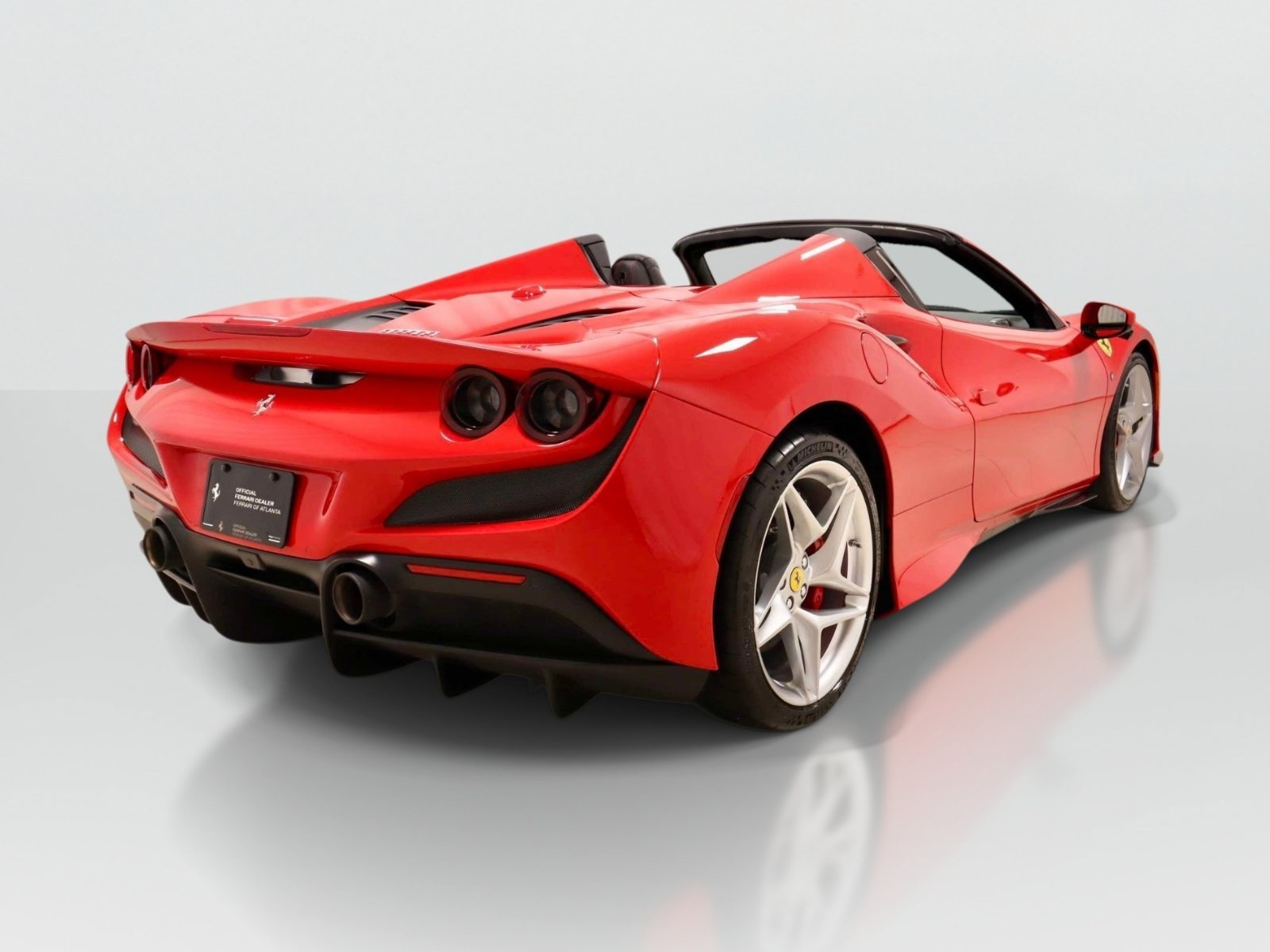 Certified 2021 Ferrari F8 Tributo RWD image 5