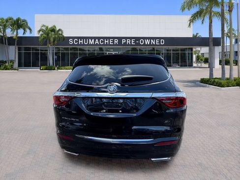 Used 2024 Buick Enclave Essence w/ Sport Touring Edition FWD image 6