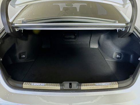 Used 2023 Lexus ES 350 w/ Accessory Package (Z1) image 29