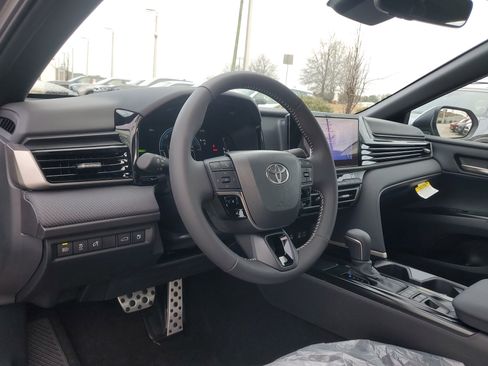 New 2026 Toyota Camry SE image 16