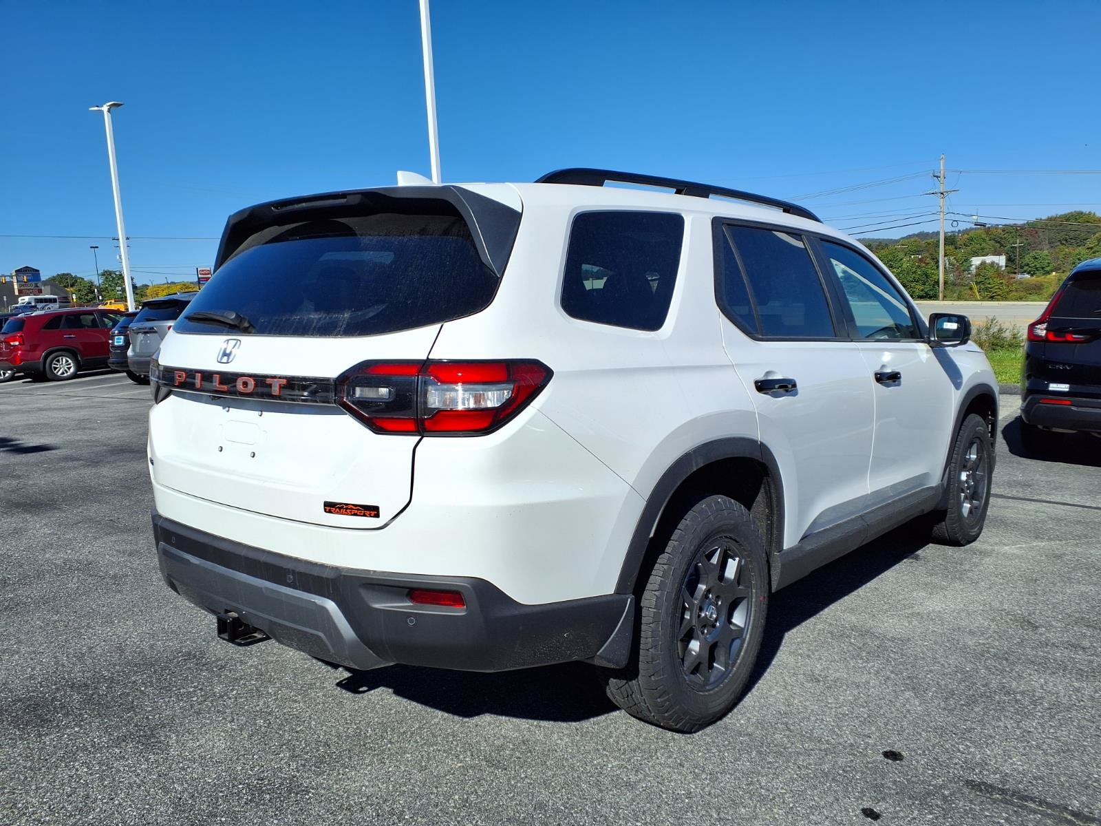 New 2026 Honda Pilot TrailSport image 4