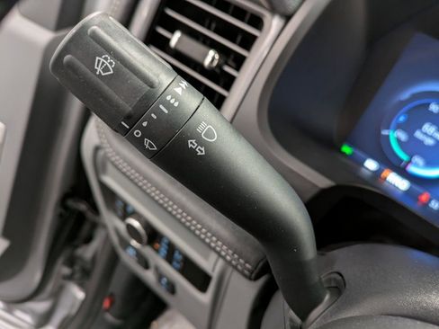 Used 2025 Ford F150 Lightning Flash image 18