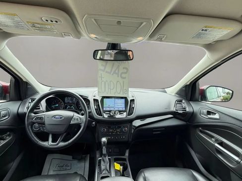 Used 2018 Ford Escape Titanium AWD/4WD image 12