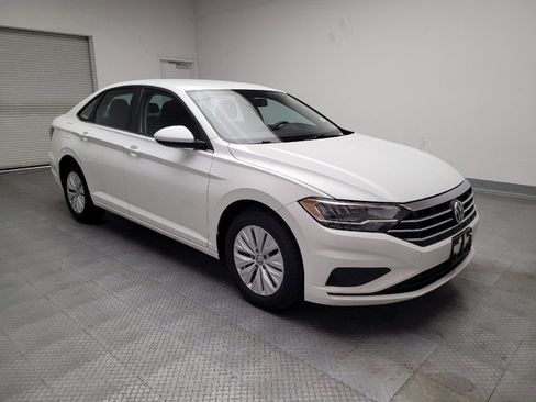 Used 2019 Volkswagen Jetta R-Line image 13