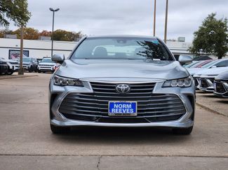 Used 2020 Toyota Avalon XLE video 2