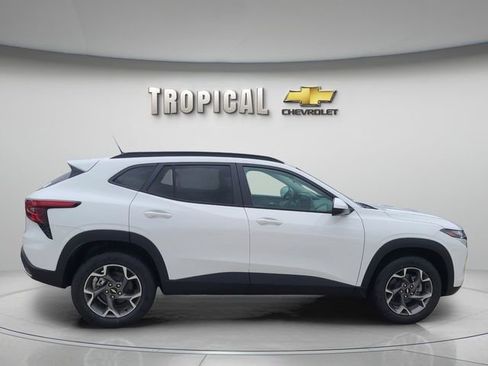 New 2026 Chevrolet Trax LT w/ Driver Confidence Package image 6