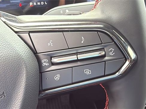 New 2026 Chevrolet Traverse RS w/ LPO, Floor Liner Package image 18