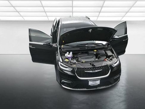 New 2026 Chrysler Pacifica Select image 27