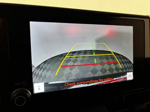 Certified 2025 Toyota RAV4 XLE AWD/4WD image 18