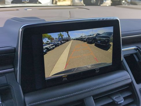 Used 2022 Chevrolet Tahoe Z71 AWD/4WD image 15