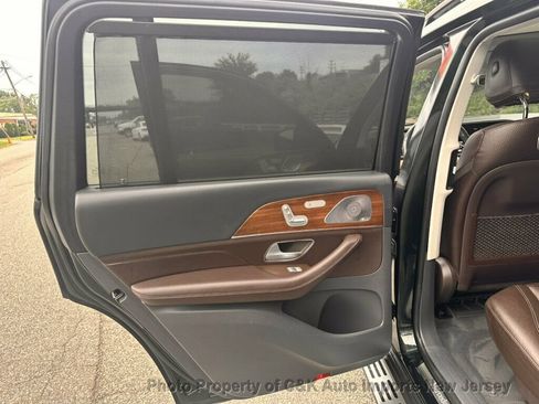 Used 2020 Mercedes-Benz GLS 580 4MATIC image 22