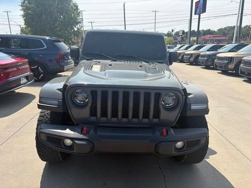 Used 2022 Jeep Wrangler Unlimited Rubicon w/ LED Lighting Group AWD/4WD image 3