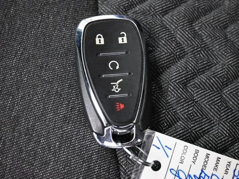 Used 2024 Chevrolet Equinox LT FWD image 26