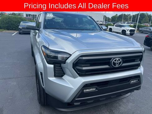 Used 2026 Toyota Tacoma SR5 AWD/4WD image 5