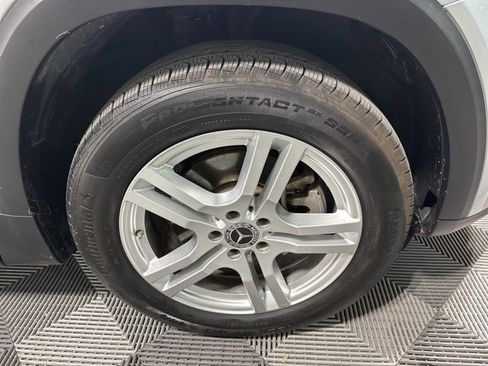 Used 2020 Mercedes-Benz GLB 250 4MATIC image 29