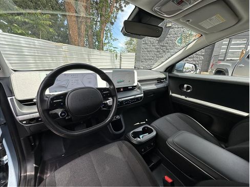 Used 2024 Hyundai Ioniq 5 SEL AWD/4WD image 2