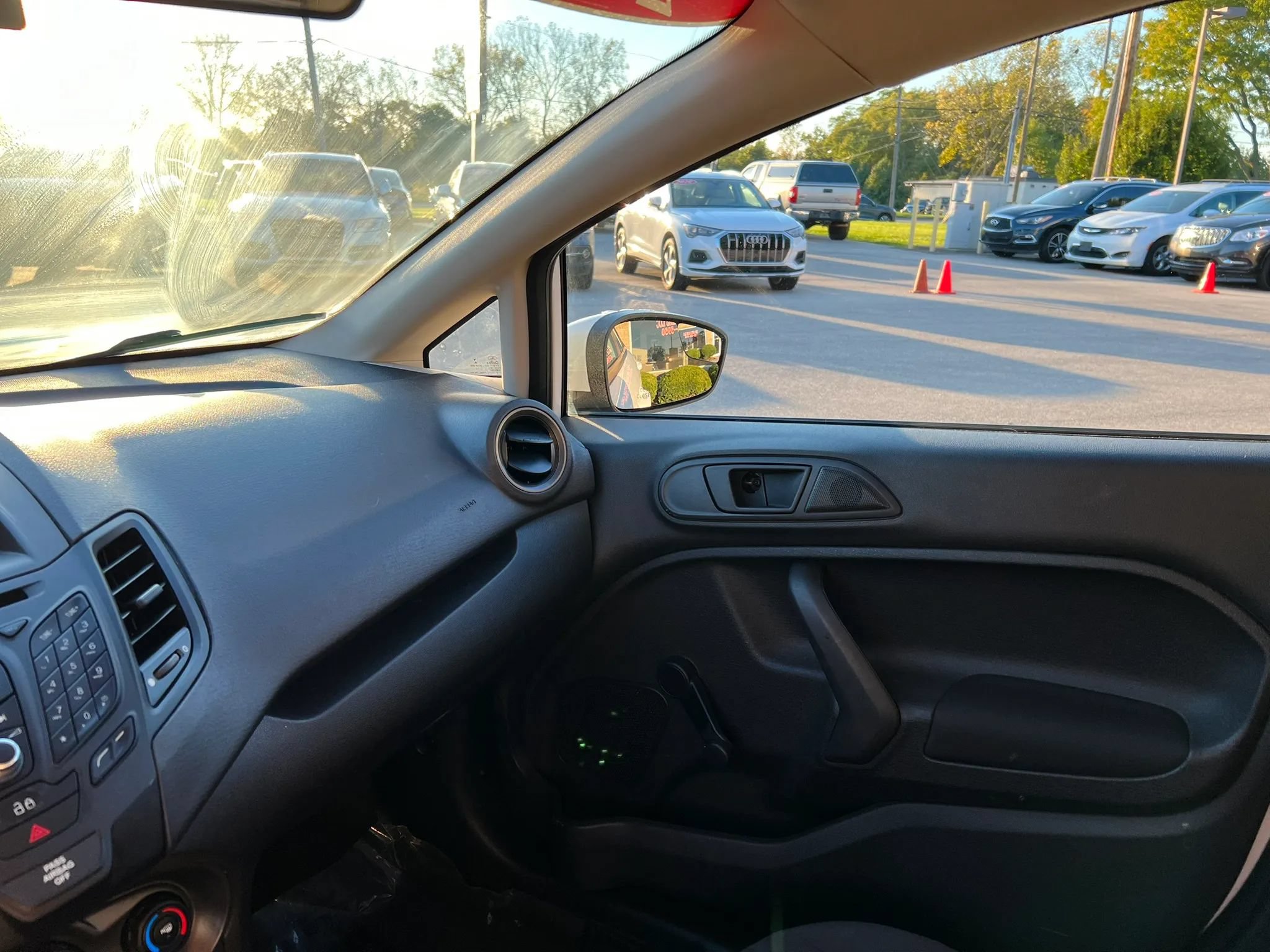 Used 2014 Ford Fiesta S FWD image 19