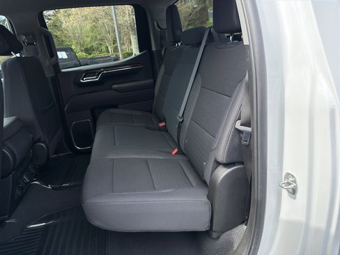 Used 2024 Chevrolet Silverado 1500 LT image 19