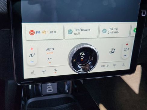 New 2025 Ford Mustang Mach-E Premium image 18