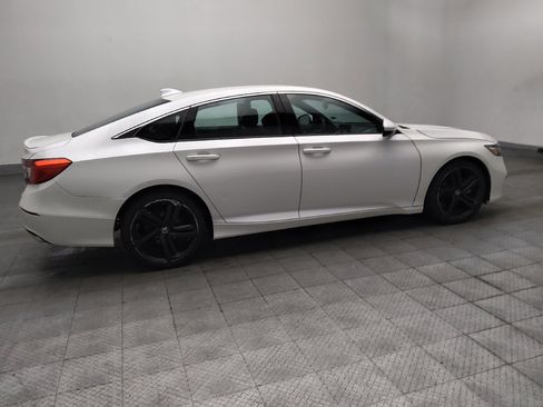 Used 2019 Honda Accord Sport image 10