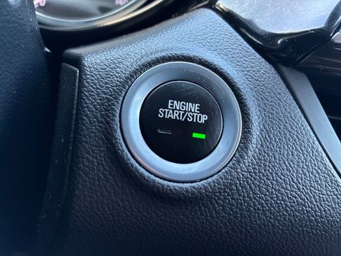 Used 2019 Buick Envision Essence FWD image 20