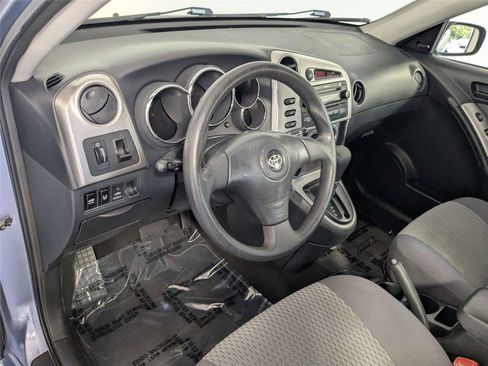 Used 2008 Toyota Matrix FWD image 12
