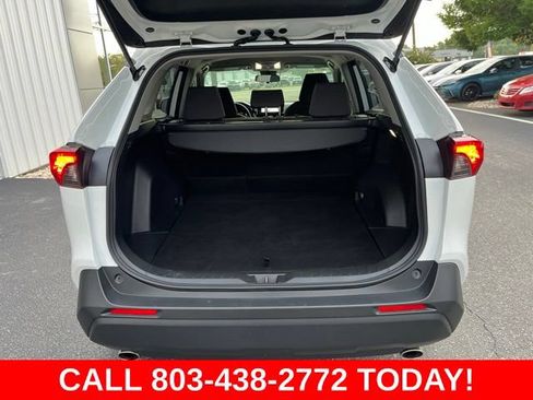 Used 2025 Toyota RAV4 XLE AWD/4WD image 30