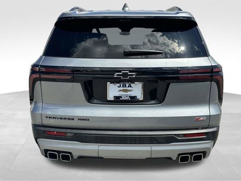 Certified 2024 Chevrolet Traverse Z71 w/ Enhanced Driving Package AWD/4WD image 27