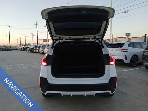 Used 2025 BMW X1 xDrive28i w/ M Sport Package image 9