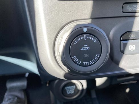 New 2025 Ford Maverick Lariat w/ Black Appearance Package image 33