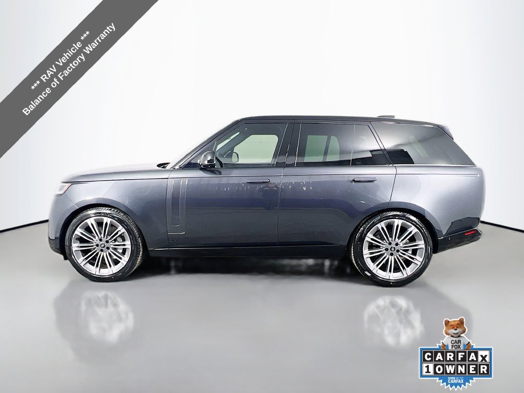 Used 2024 Land Rover Range Rover SE AWD/4WD image 8