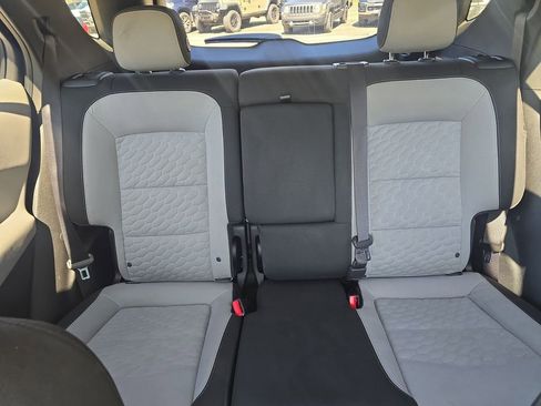 Used 2018 Chevrolet Equinox LT image 24