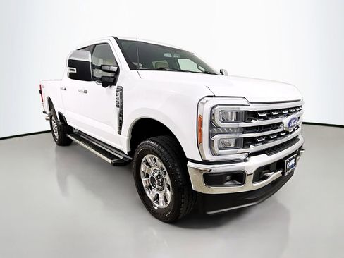 Used 2023 Ford F250 Lariat w/ Chrome Package image 1