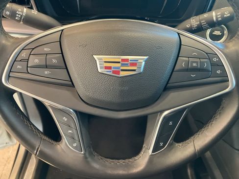 Used 2017 Cadillac XT5 Premium Luxury image 18