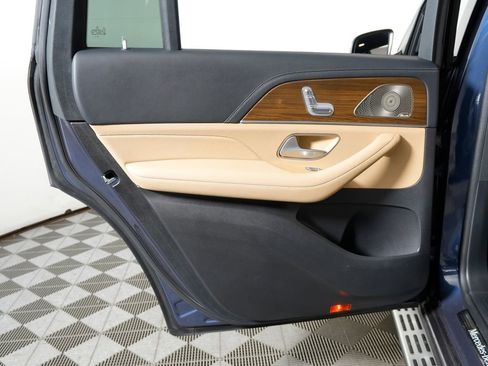 Certified 2024 Mercedes-Benz GLS 450 4MATIC image 32