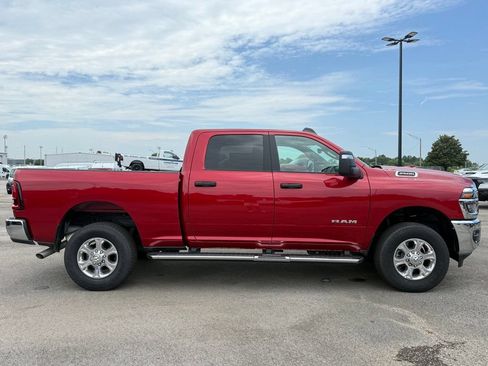 Used 2026 RAM 2500 Big Horn AWD/4WD image 9