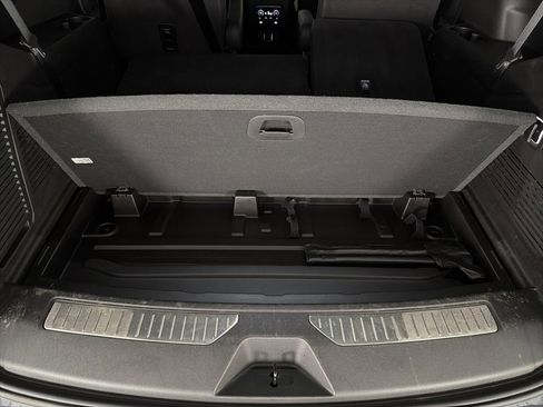 Used 2023 Chevrolet Tahoe Premier image 10