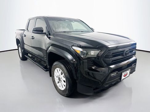 Used 2024 Toyota Tacoma SR5 RWD image 3