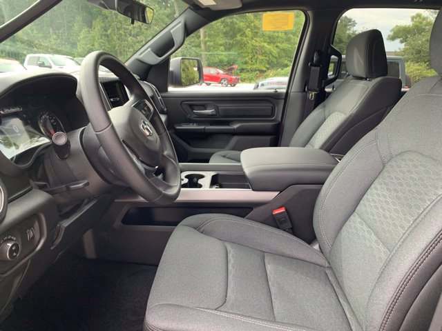 Used 2026 RAM 1500 Express AWD/4WD image 31