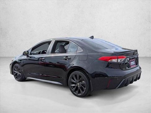 Used 2023 Toyota Corolla SE FWD image 8